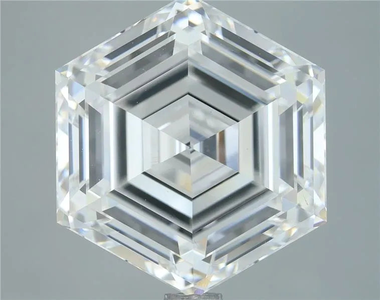 4.13ct Hexagonal Lab Grown Diamond (Colour E, Clarity VS1, IGI Certified)