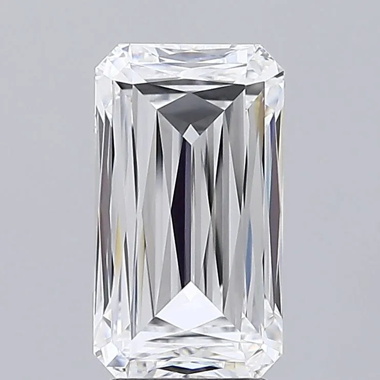 4.22ct Radiant Lab Grown Diamond (Colour E, Clarity IF, IGI Certified)