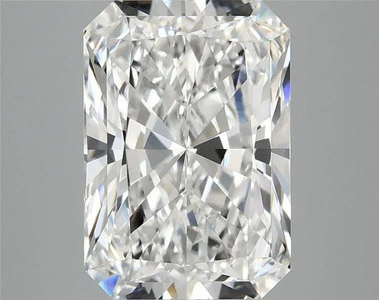 4.22ct Radiant Lab Grown Diamond (Colour E, Clarity VVS2, IGI Certified)