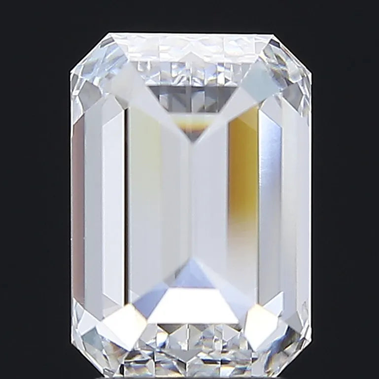 4.25ct Emerald Lab Grown Diamond (Colour D, Clarity VVS2, IGI Certified)