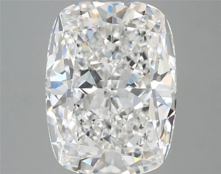 4.29ct Cushion modified Lab Grown Diamond (Colour F, Clarity VVS1, IGI Certified)