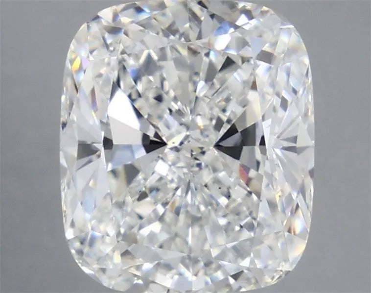 4.51ct Cushion modified Lab Grown Diamond (Colour E, Clarity VS2, IGI Certified)