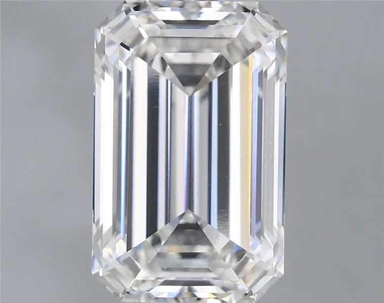 4.51ct Emerald Lab Grown Diamond (Colour F, Clarity VS1, IGI Certified)