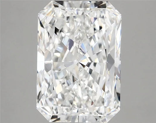 4.51ct Radiant Lab Grown Diamond (Colour E, Clarity VVS1, IGI Certified)