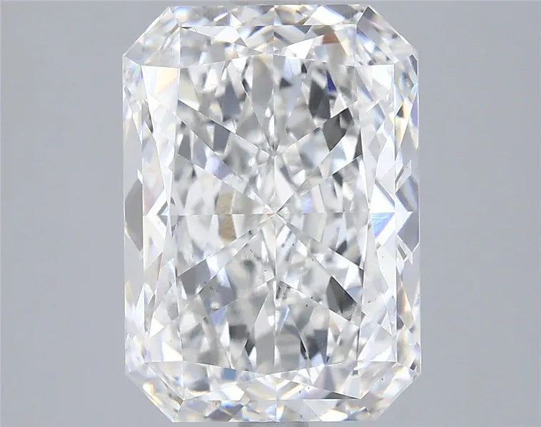 4.53ct Radiant Lab Grown Diamond (Colour F, Clarity VS2, IGI Certified)