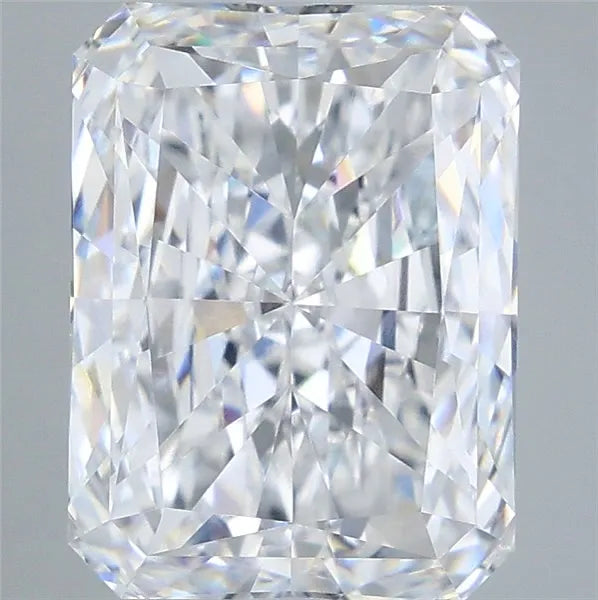 4.56ct Radiant Lab Grown Diamond (Colour D, Clarity VVS1, IGI Certified)