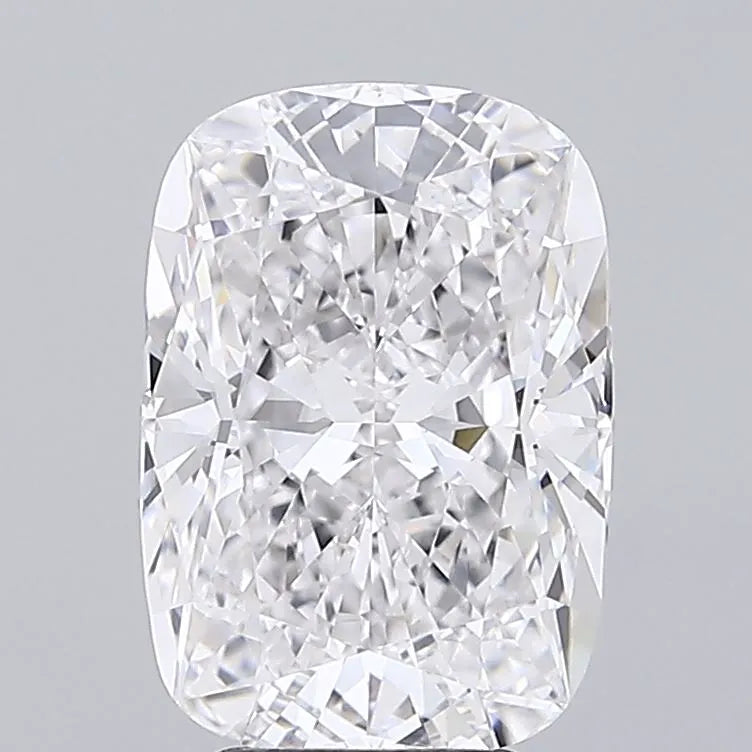 4.58ct Cushion modified Lab Grown Diamond (Colour E, Clarity VVS2, IGI Certified)