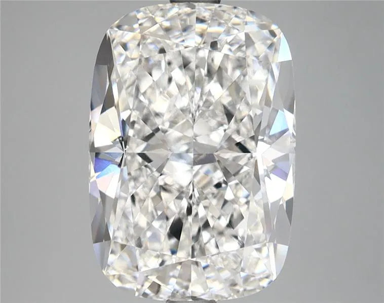 4.60ct Cushion modified Lab Grown Diamond (Colour E, Clarity VVS2, IGI Certified)