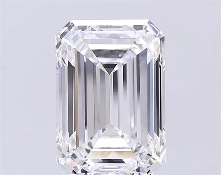 4.62ct Emerald Lab Grown Diamond (Colour E, Clarity VVS1, IGI Certified)