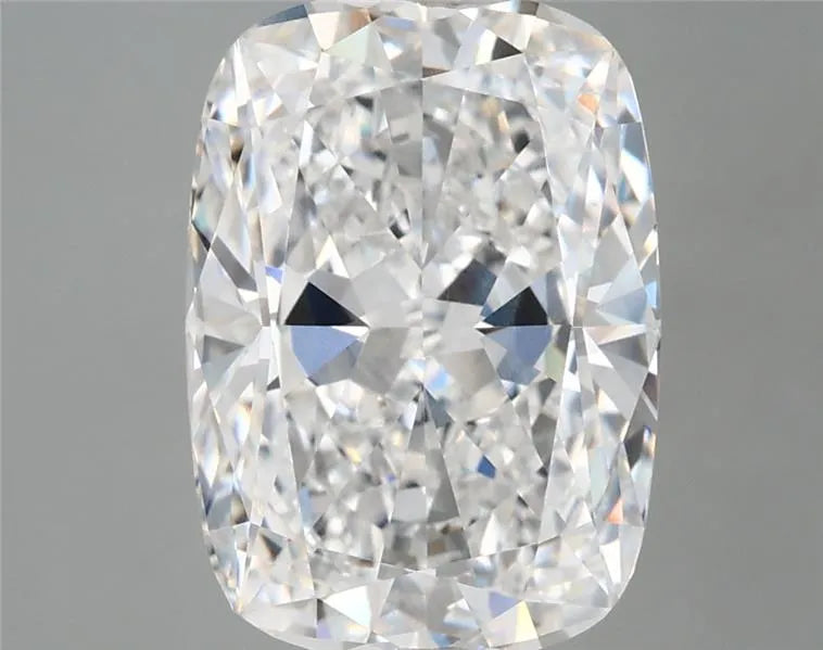 4.84ct Cushion modified Lab Grown Diamond (Colour D, Clarity VVS2, IGI Certified)