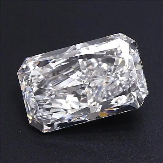5.00ct Radiant Lab Grown Diamond (Colour F, Clarity VVS2, IGI Certified)