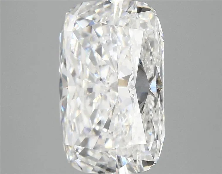 5.04ct Cushion modified Lab Grown Diamond (Colour E, Clarity VVS2, IGI Certified)