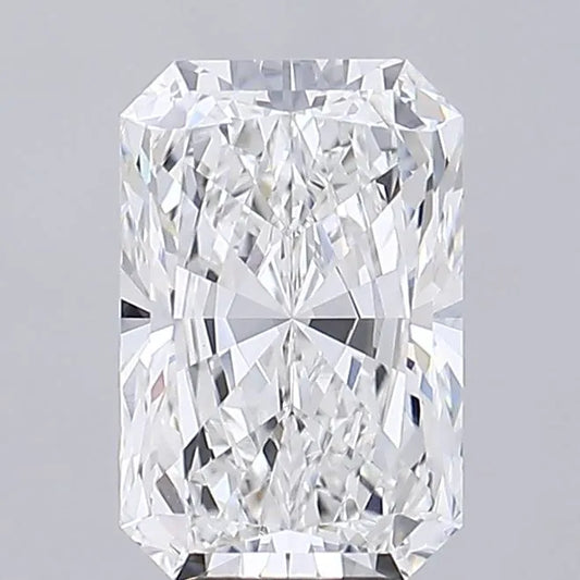 5.05ct Radiant Lab Grown Diamond (Colour E, Clarity VVS2, IGI Certified)