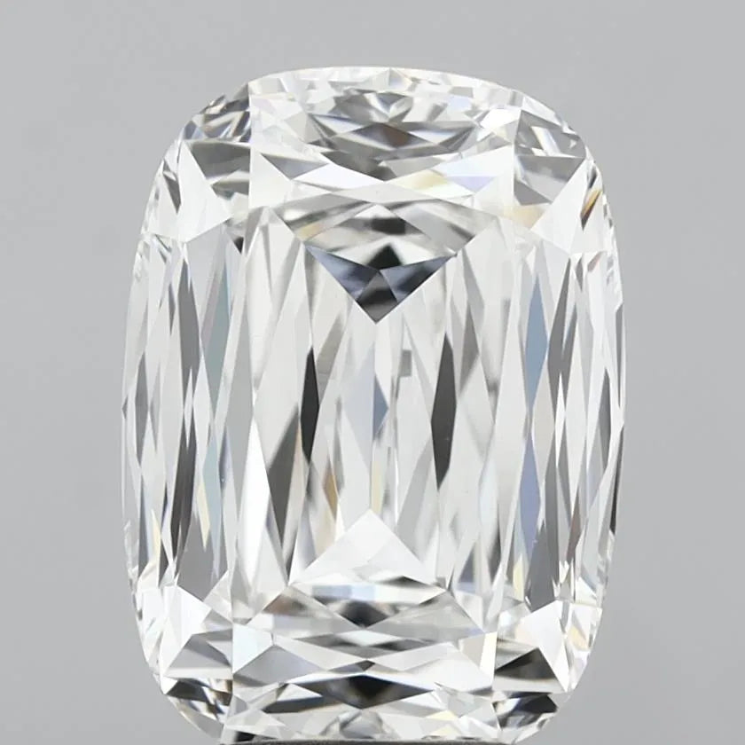 5.06ct Cushion modified Lab Grown Diamond (Colour E, Clarity VVS2, IGI Certified)
