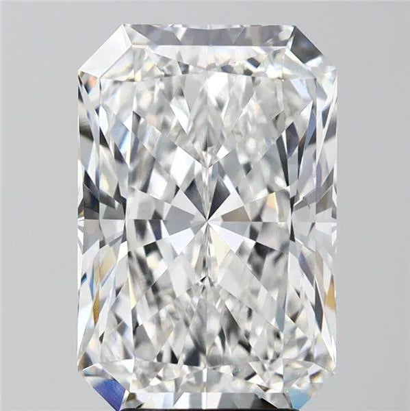 5.06ct Radiant Lab Grown Diamond (Colour E, Clarity VVS2, IGI Certified)