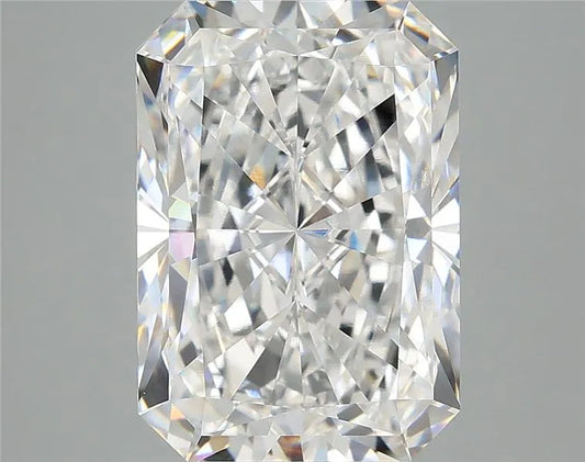 5.07ct Radiant Lab Grown Diamond (Colour E, Clarity VVS2, IGI Certified)