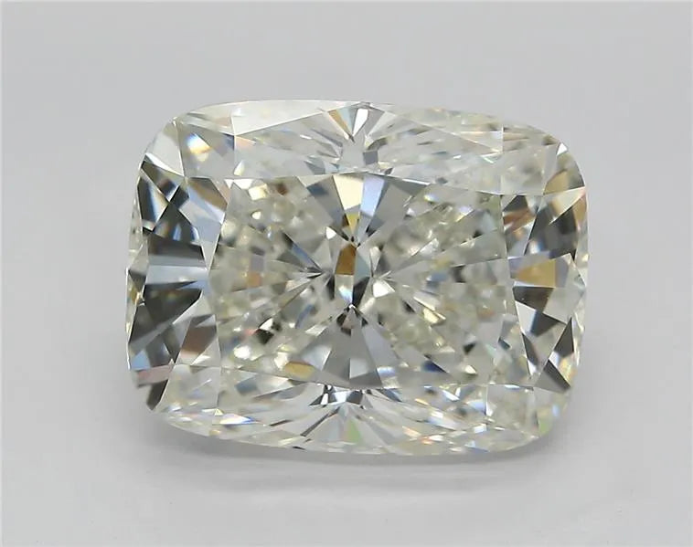 5.08ct Cushion modified Lab Grown Diamond (Colour G, Clarity VVS2, IGI Certified)