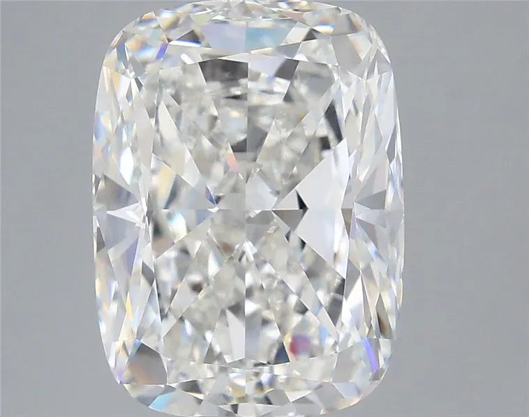 5.56ct Cushion modified Lab Grown Diamond (Colour F, Clarity VVS2, IGI Certified)