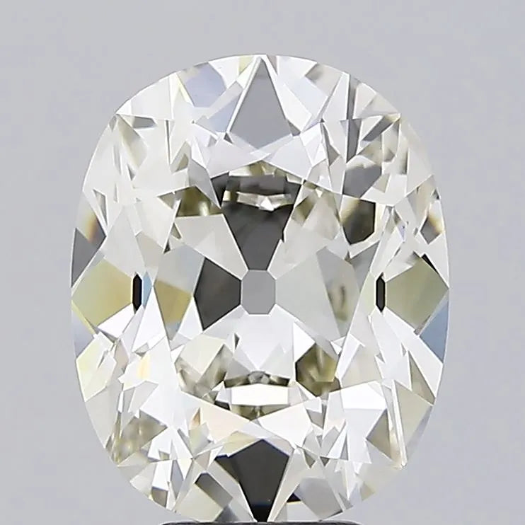 5.72ct Cushion brilliant Lab Grown Diamond (Colour J, Clarity VS1, IGI Certified)