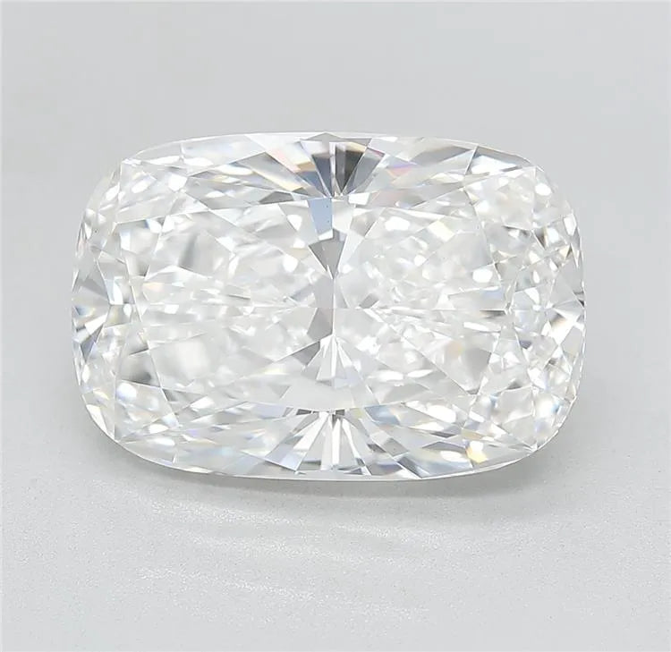 5.81ct Cushion modified Lab Grown Diamond (Colour E, Clarity VS1, Cut EX, IGI Certified)