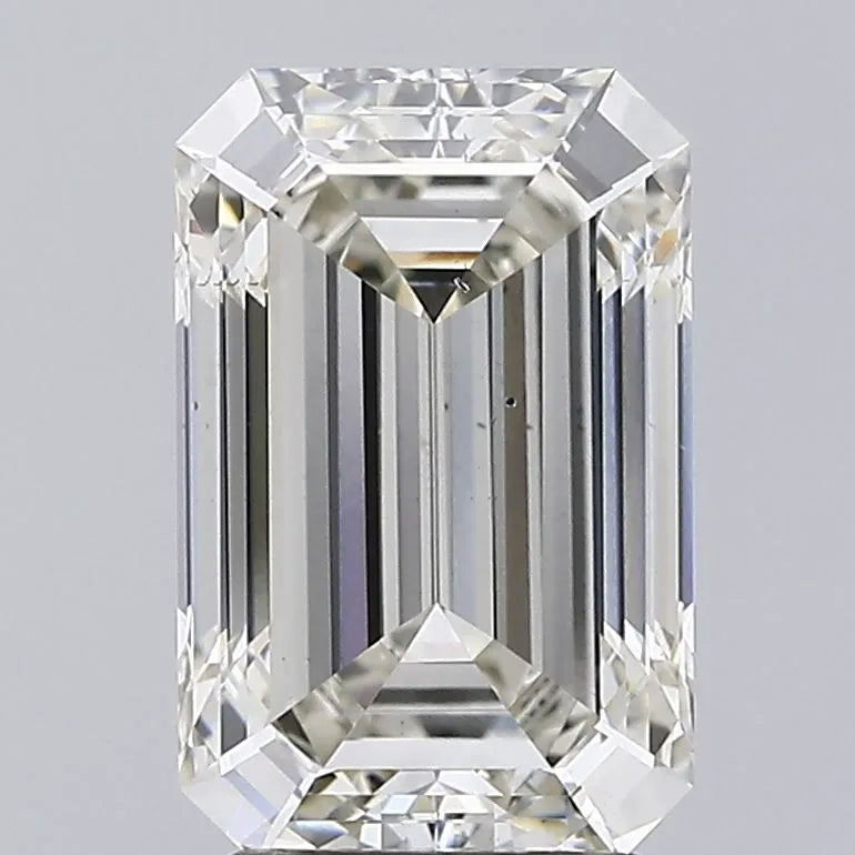 3.53ct Emerald Lab Grown Diamond (Colour J, Clarity SI1, IGI Certified)