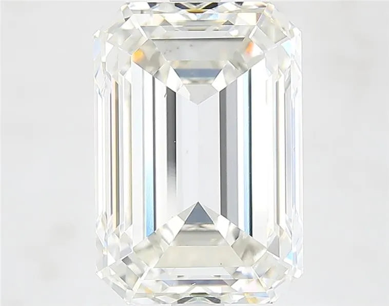 6.04ct Emerald Lab Grown Diamond (Colour G, Clarity VVS2, IGI Certified)