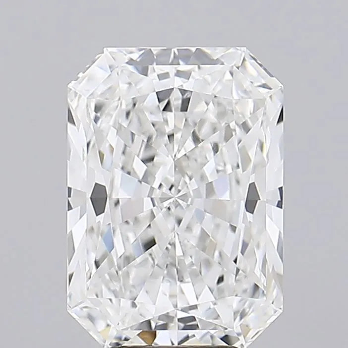 6.06ct Radiant Lab Grown Diamond (Colour E, Clarity VVS2, IGI Certified)