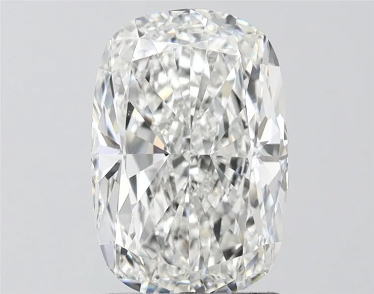 2.63ct Cushion modified Lab Grown Diamond (Colour F, Clarity VVS1, IGI Certified)