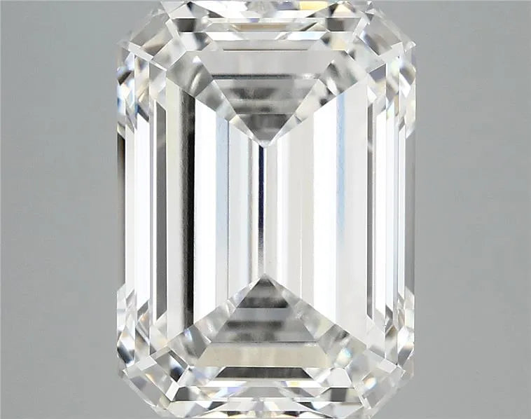 7.18ct Emerald Lab Grown Diamond (Colour F, Clarity VVS2, IGI Certified)