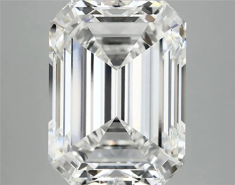7.48ct Emerald Lab Grown Diamond (Colour F, Clarity VVS2, IGI Certified)
