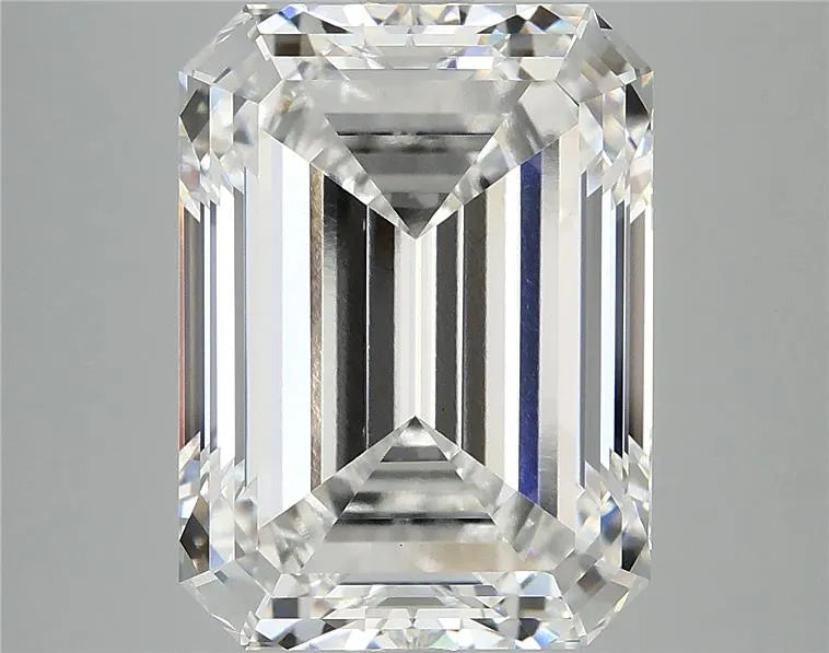 8.34ct Emerald Lab Grown Diamond (Colour E, Clarity VVS2, IGI Certified)
