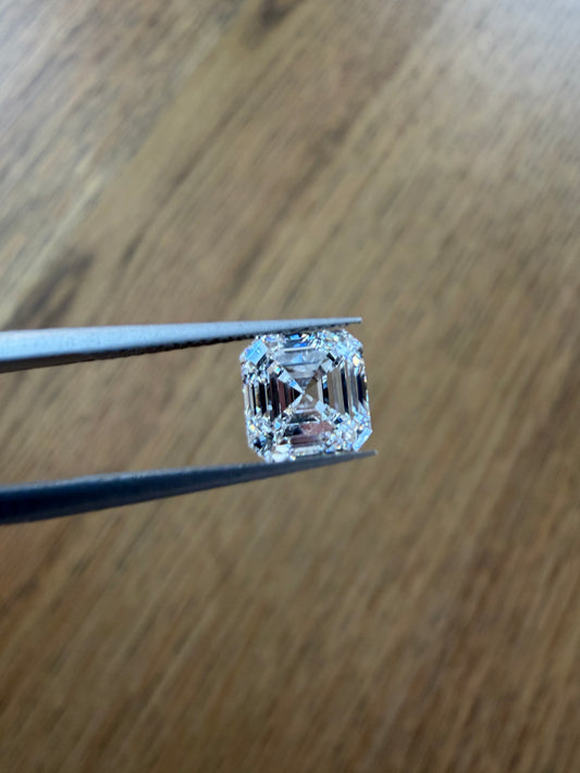 Pair of 1.55ct & 1.56ct Asscher Cut Lab-Grown Diamonds (Color: E Clarity: Internally Flawless)