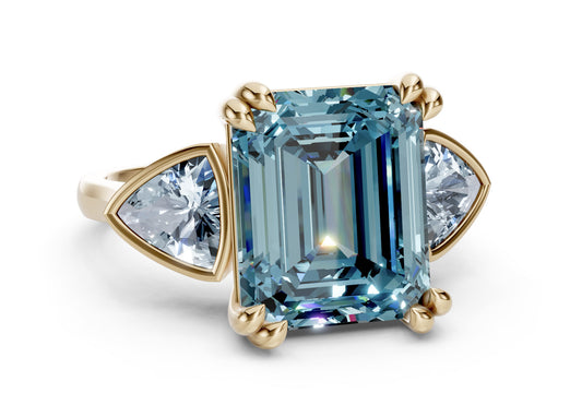 Hyères - Natural Grown Swiss Blue Topaz Center Stone with Aqua Marine Trillion Side Stones