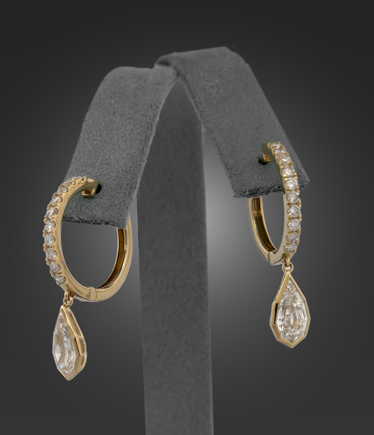 2.6ctw 14k Yellow Gold Pear Diamond-lined Hoop Earrings