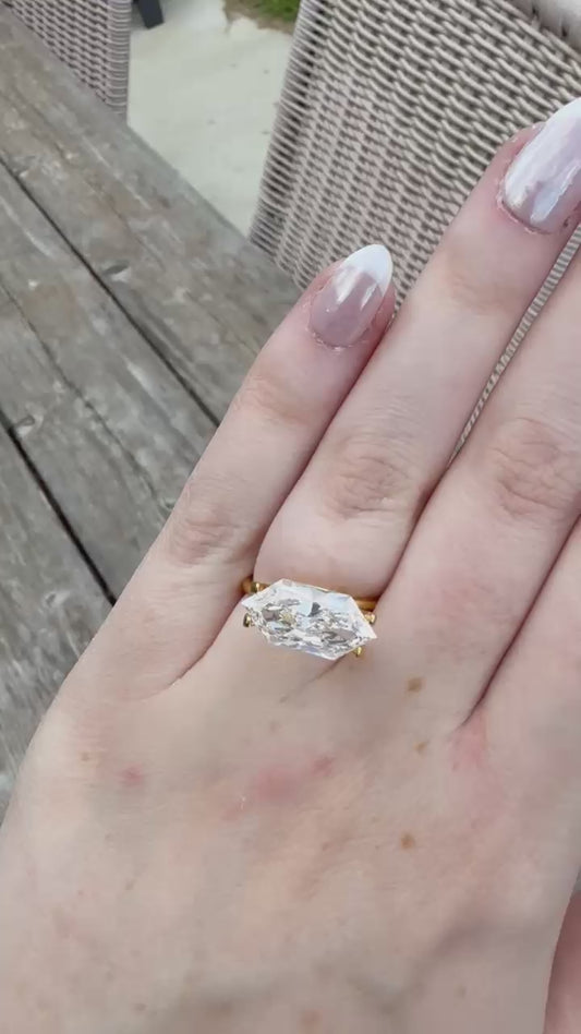4.29ct Dutch Marquise Cut Lab Grown Diamond (Color: E Clarity: VVS2)