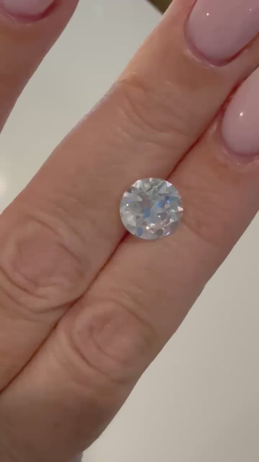 5.29ct European Cut Lab Grown Diamond (Color: E Clarity: VVS2)