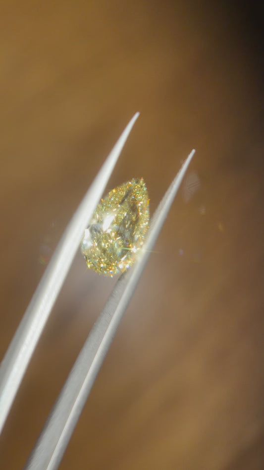5.03ct Pear Brilliant Lab-Grown Diamond (Color: Fancy Light Yellow Clarity: VVS 2)