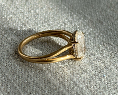 The Maggie - Split Shank Vintage-Inspired Ring with a Hidden Halo Lab Grown Diamond